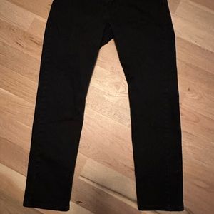 Black Levi’s 502 size 32x30